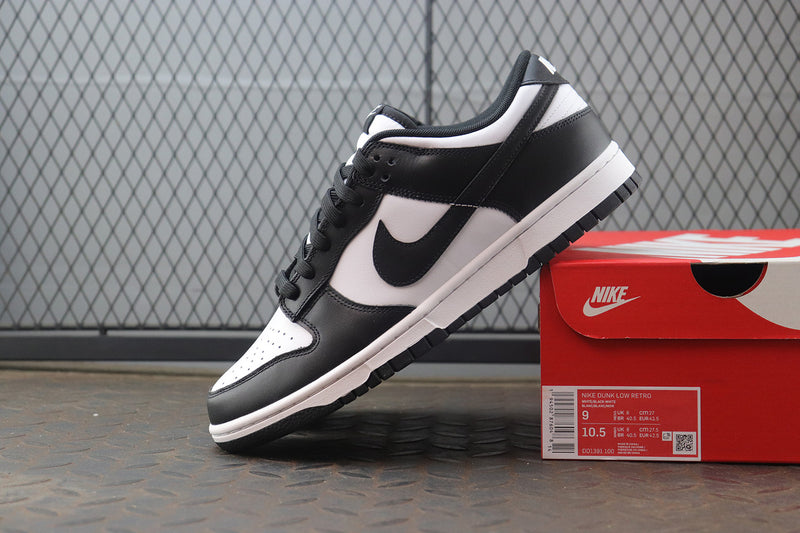 Dunk Low Panda