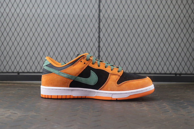 Nike Dunk Low "Ceramic"