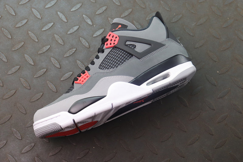 Air Jordan 4 Retro “Infrared”