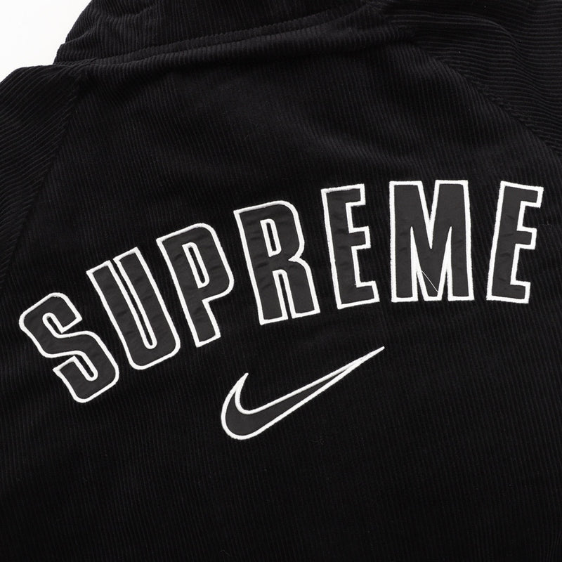 Jaqueta de veludo Nike x Supreme 22Fw