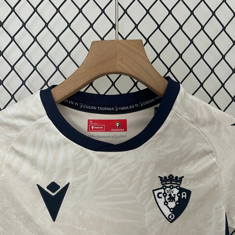 Conjunto Osasuna Visitante 24/25