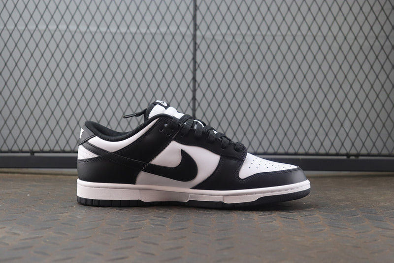 Dunk Low Panda