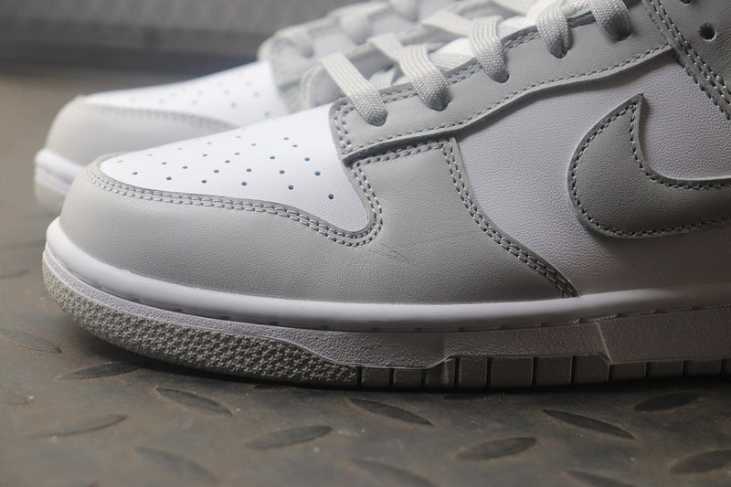 Dunk Low Grey